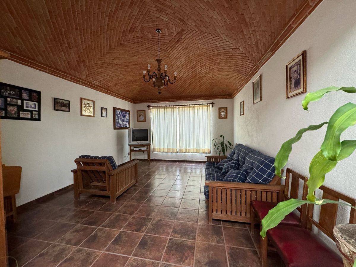 Cuarto de Tv casa principal