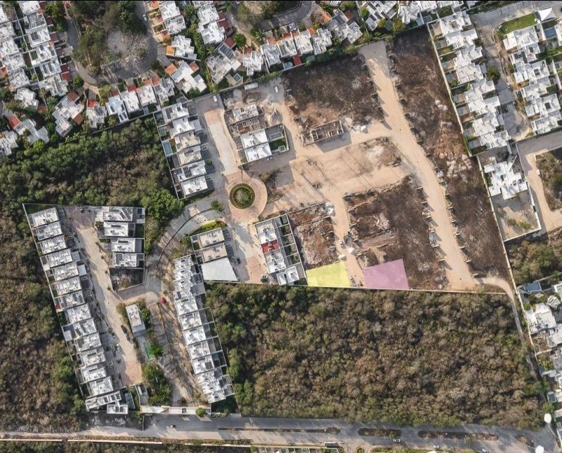 Terreno en Venta en Privada Navita, al Norte de Merida