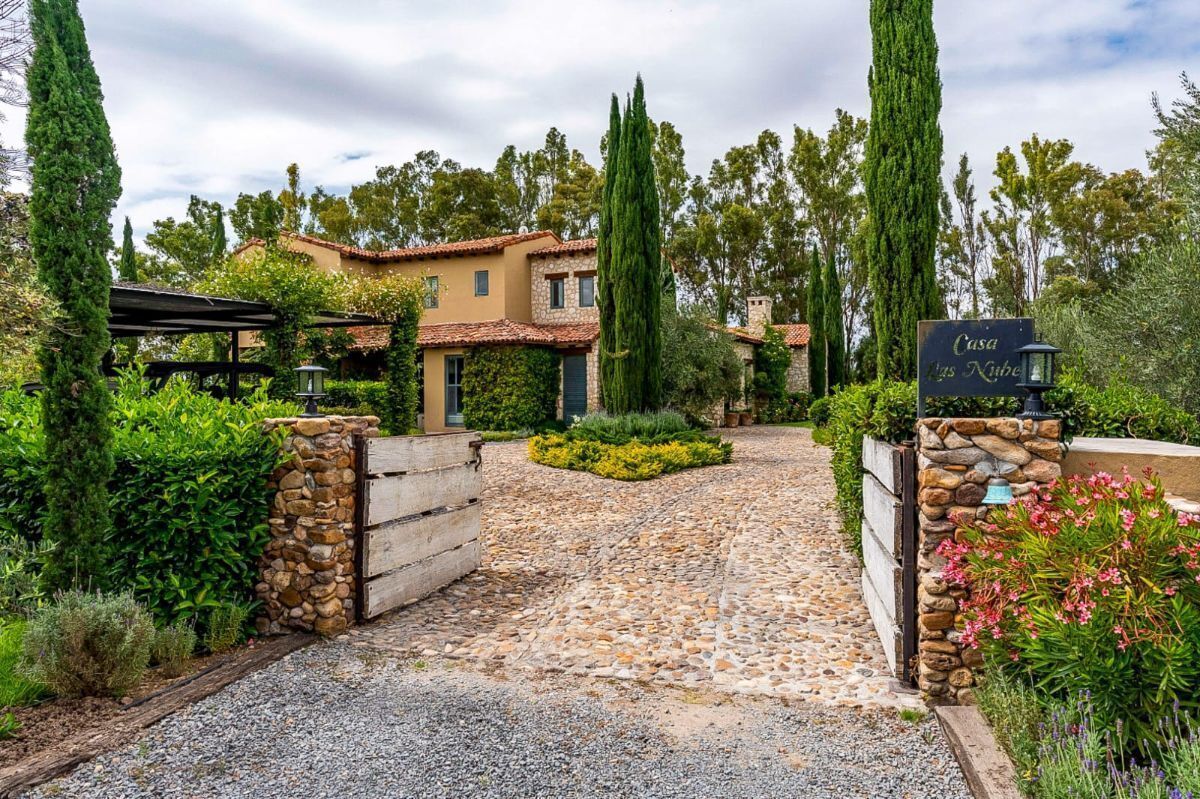 https://assets.easybroker.com/property_images/4425266/73943495/EB-PZ5266.jpg?version=1713236872