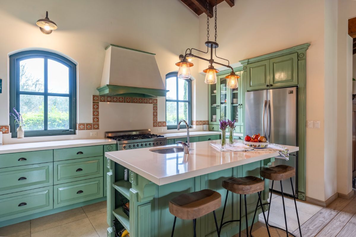 cocina con acabados de lujo