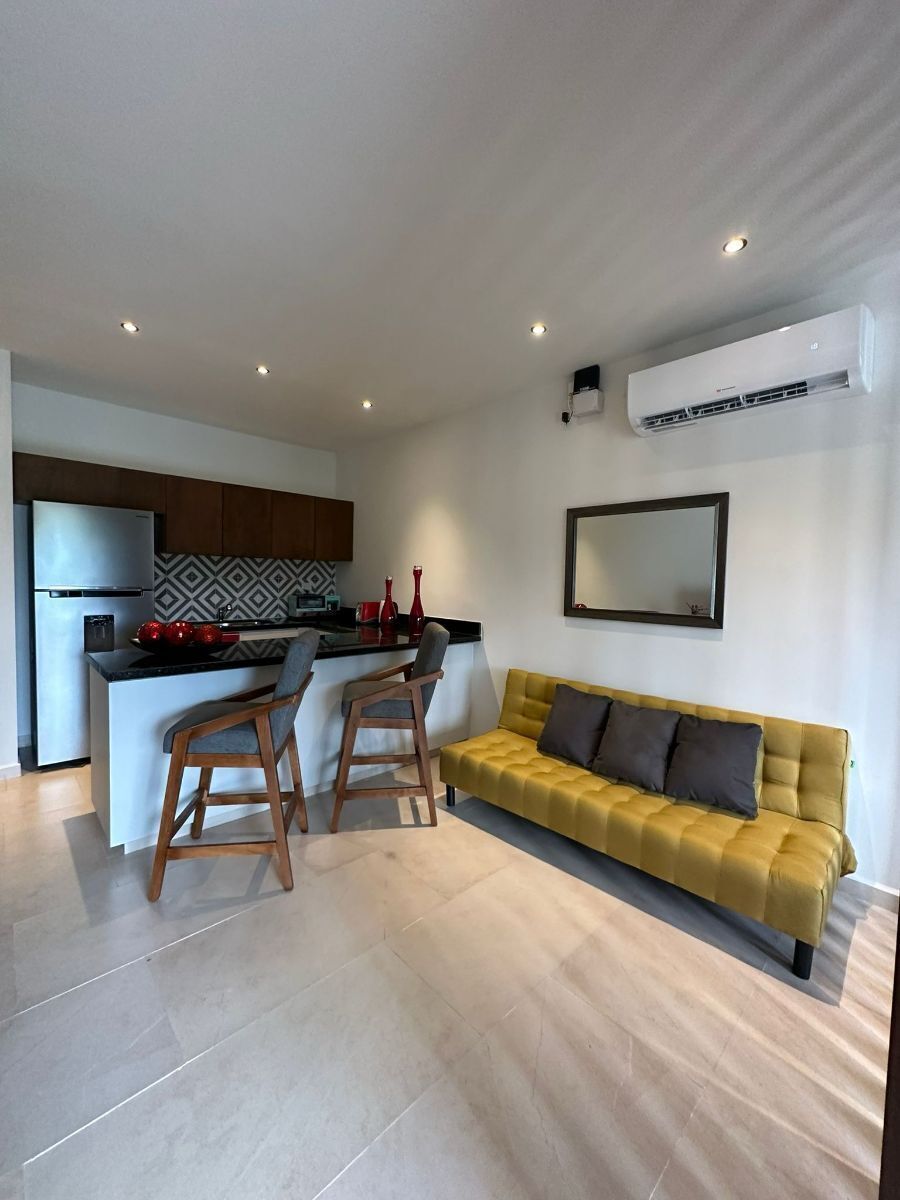5 of 7: Comoda sala