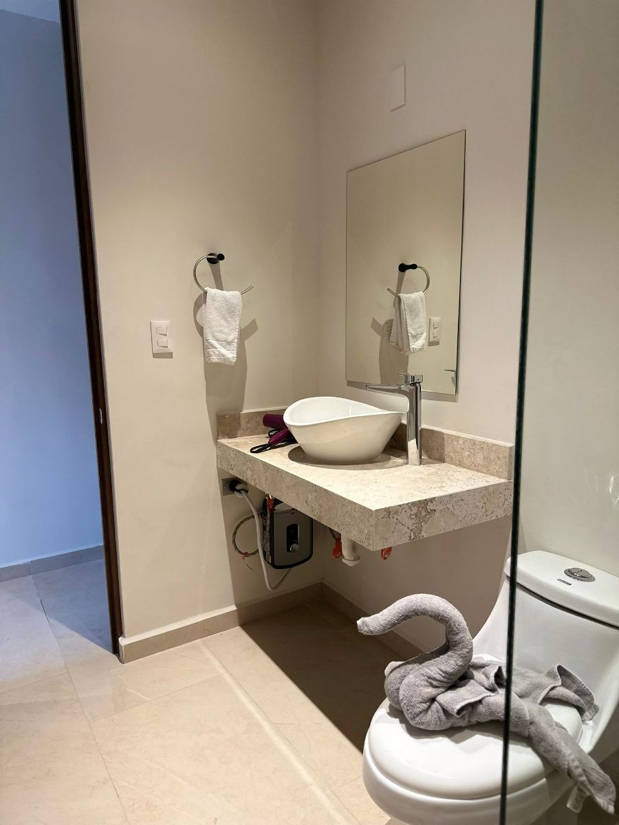 2 of 7: Baño completo