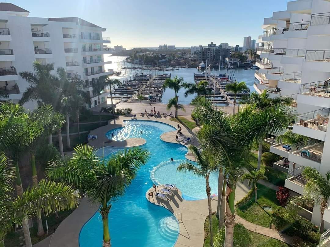 https://assets.easybroker.com/property_images/4435290/74132368/EB-QA5290.jpg?version=1713570078