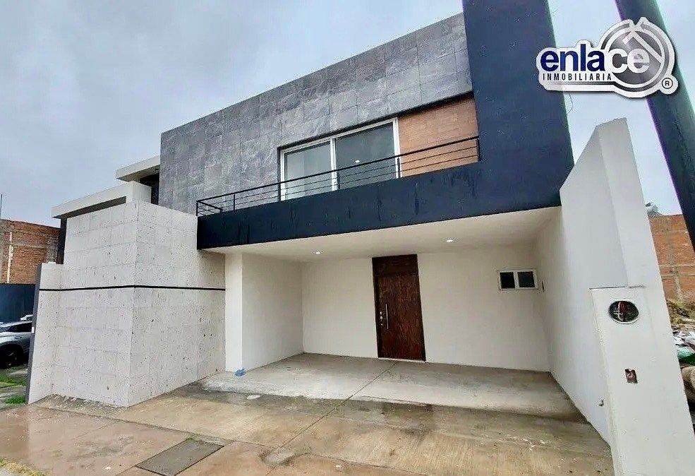 Casa à VENDA no condomínio Equestre perto do parque Guadiana, foto 1 de 20