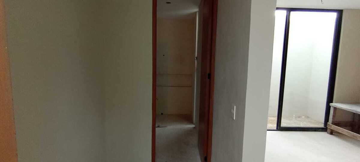 31 de 44