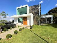 Casa en Venta en Fraccionamiento Diana Natura, Zapopan, Jalisco,Rancho Contento