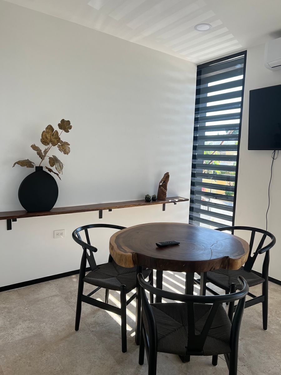 8 de 15: Sala de juntas