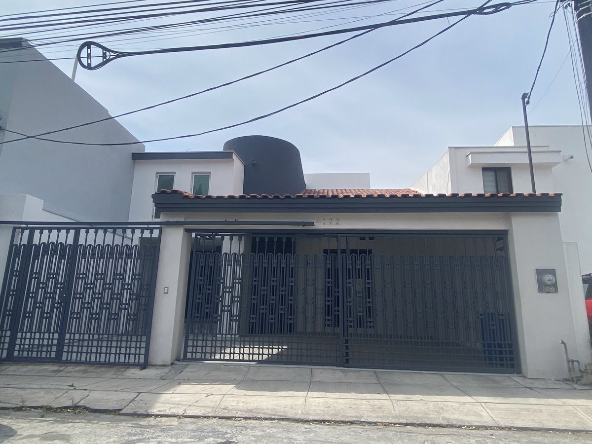 https://assets.easybroker.com/property_images/4452166/74467146/EB-QC2166.jpg?version=1748742942