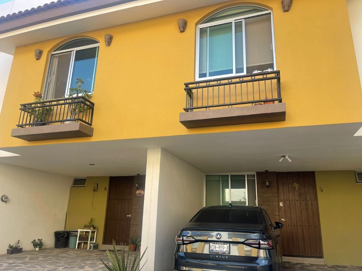 https://assets.easybroker.com/property_images/4452537/74474188/EB-QC2537.jpeg?version=1714443155