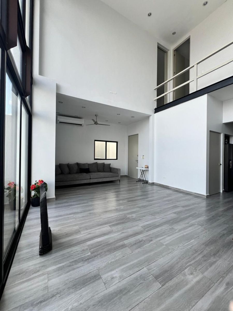 4 de 14: Sala, Comedor, Cocina