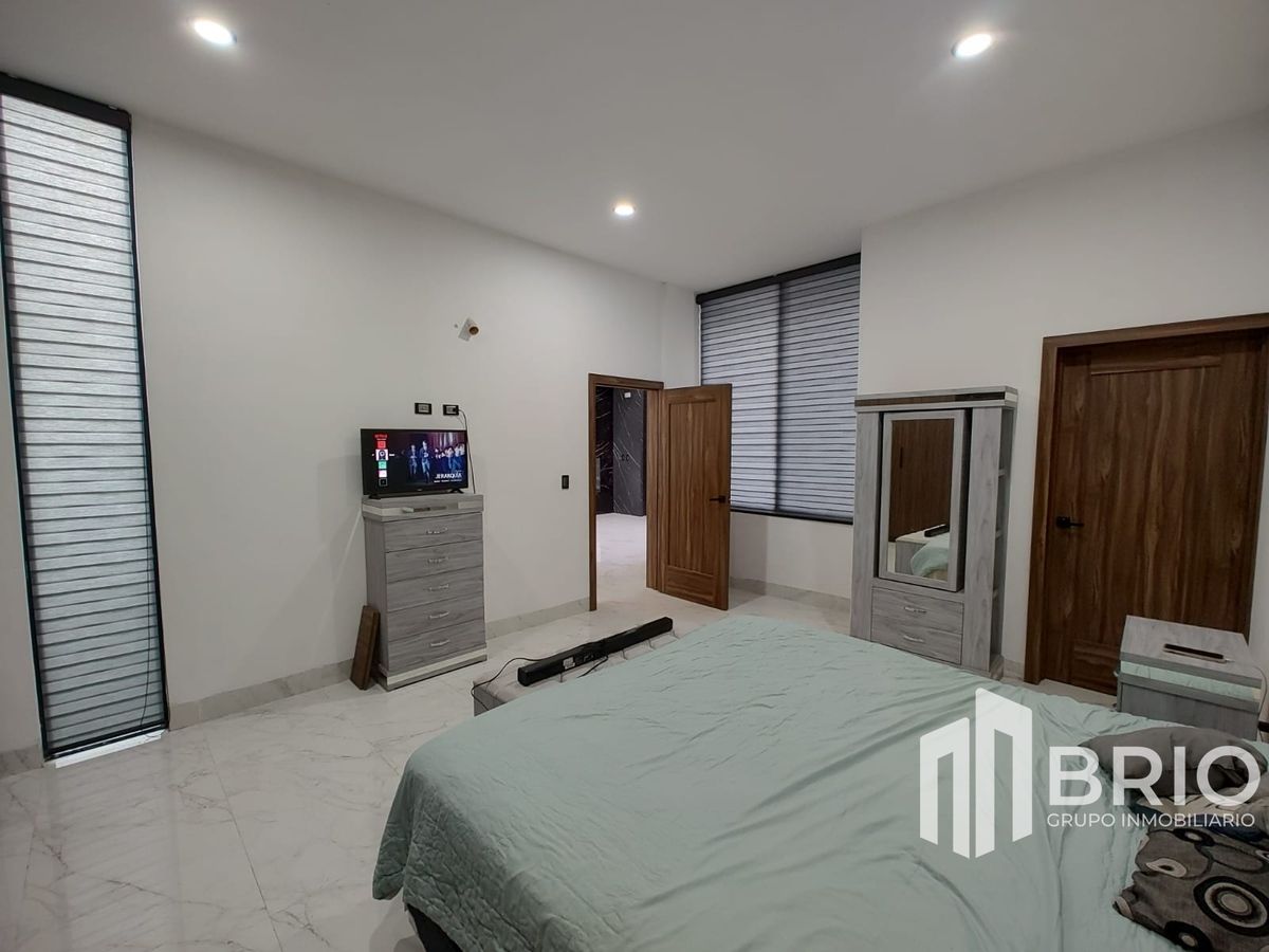 8 de 38: Recamara planta baja