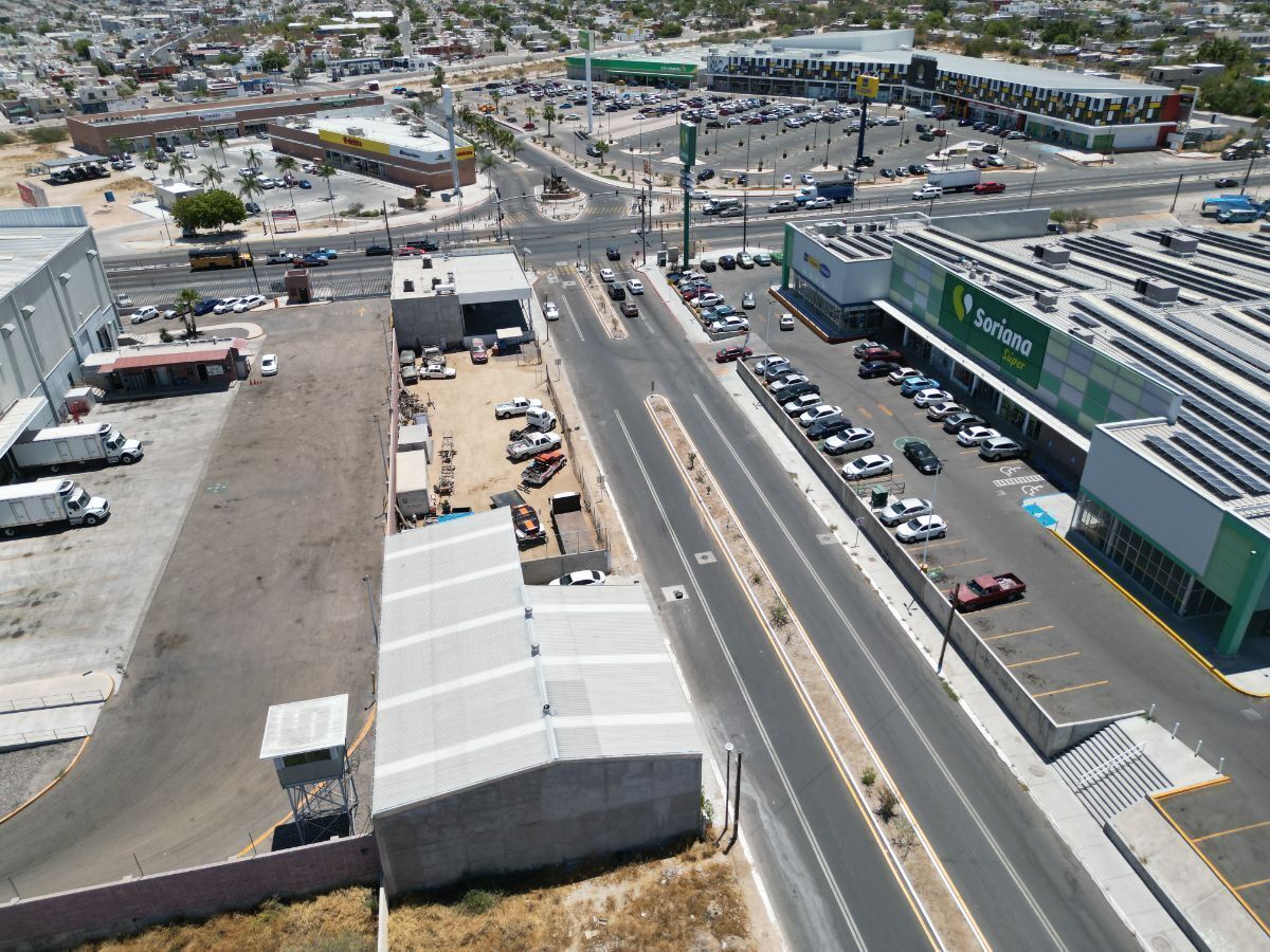 Bodega -con Oficina Salida al Sur