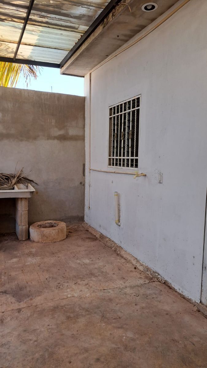 9 de 17: patio con area de lavado