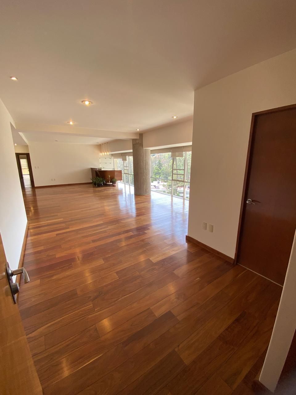 Departamento 3 Rec. en Renta en Cerrada De La Amargura | 260m² | 3 Baños | Luxxu