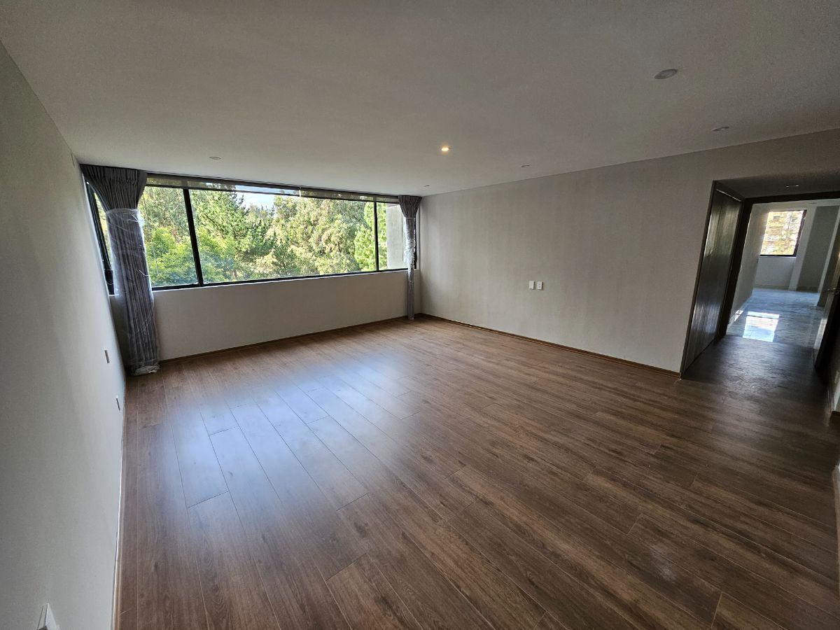 115, Sierra Chalchihui, Lomas de Chapultepec, 11000 con 3 Recámaras, 3 Baños, 349 Metros Cuadrados y 2 Puestos de Estacionamiento 115, Sierra Chalchihui, Lomas de Chapultepec, 11000 con 3 Recámaras, 3 Baños, 349 Metros Cuadrados y 2 Puestos de Estacionamiento