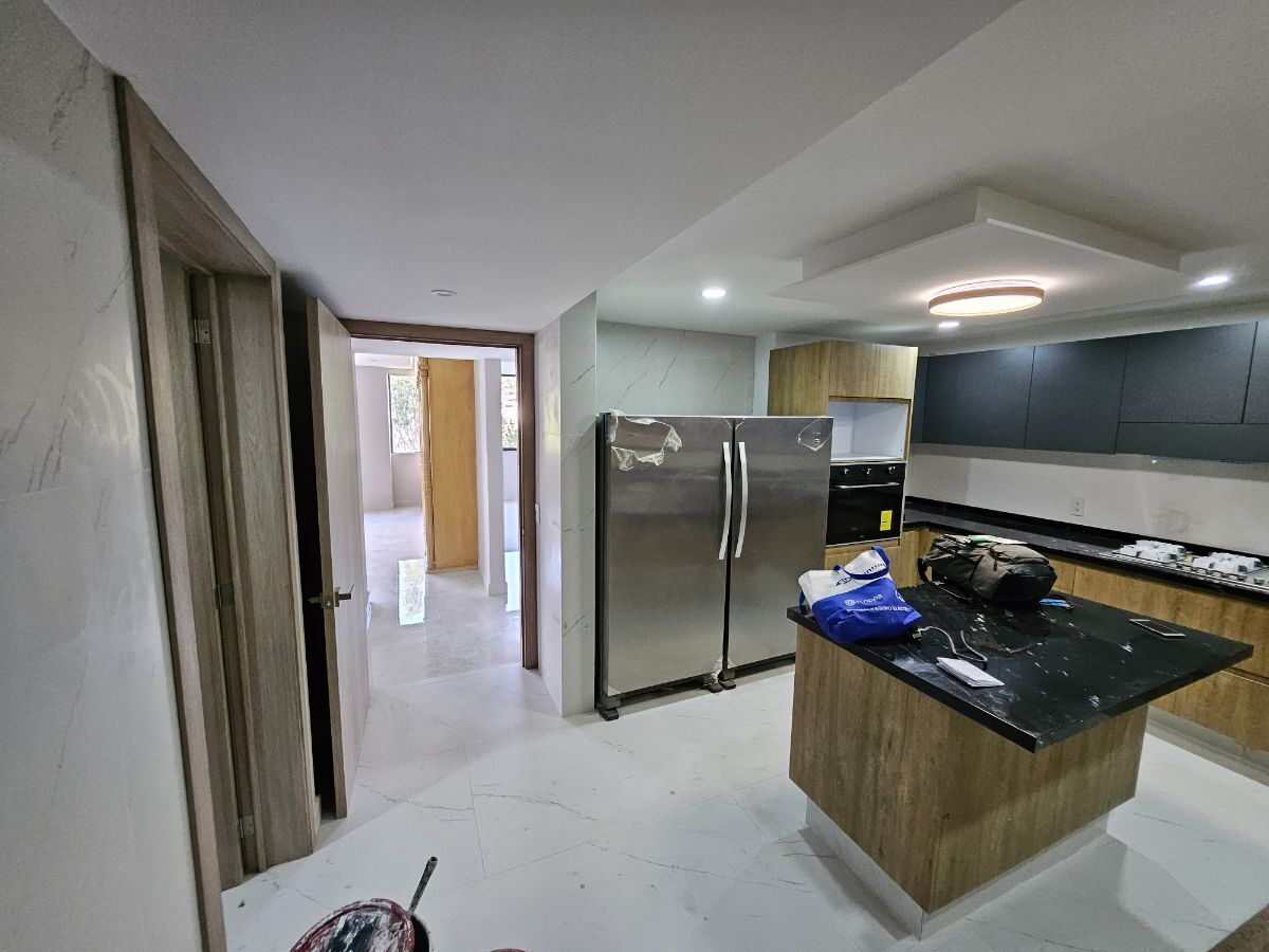 115, Sierra Chalchihui, Lomas de Chapultepec, 11000 con 3 Recámaras, 3 Baños, 349 Metros Cuadrados y 2 Puestos de Estacionamiento 115, Sierra Chalchihui, Lomas de Chapultepec, 11000 con 3 Recámaras, 3 Baños, 349 Metros Cuadrados y 2 Puestos de Estacionamiento