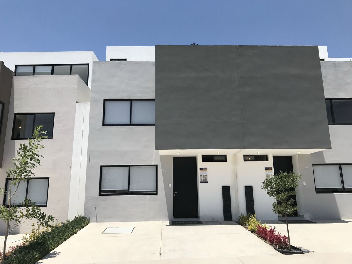 1 de 38: Fachada