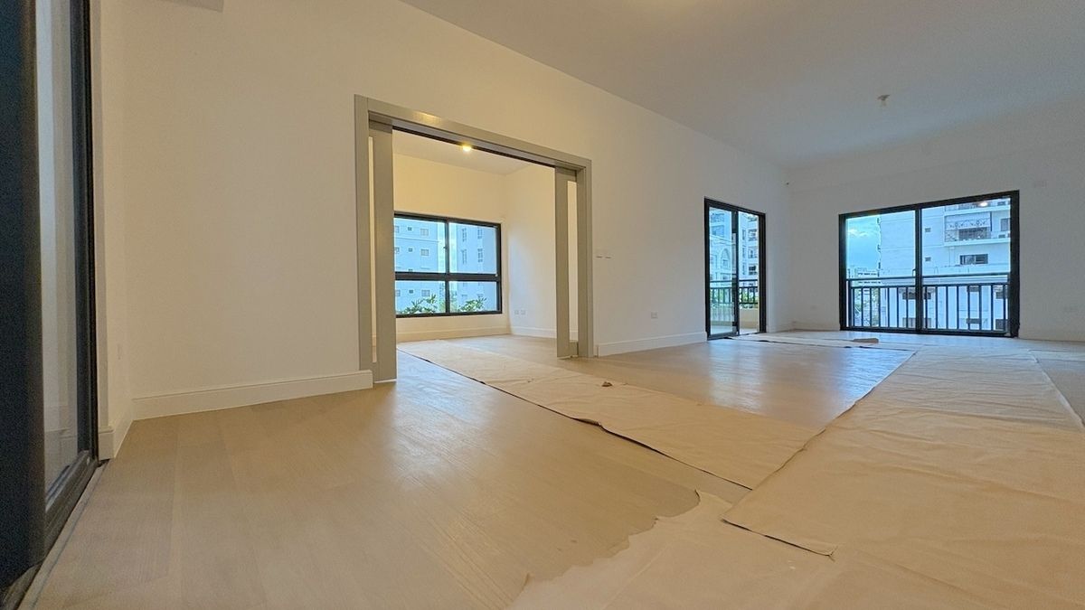 1 de 25: Comedor- sala- Estudio y balcón