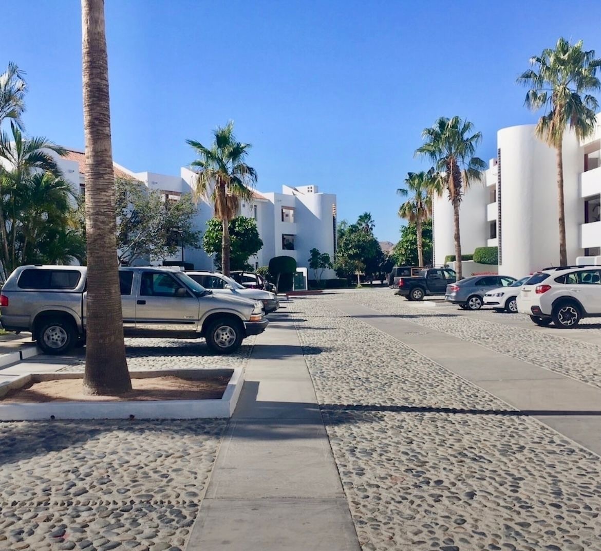 14 de 47: Estacionamiento