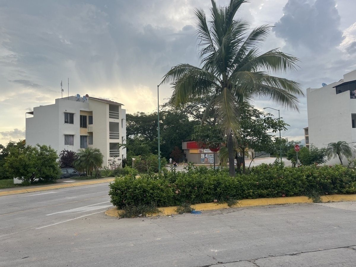 https://assets.easybroker.com/property_images/4462372/78758128/EB-QD2372.jpeg?version=1723526988