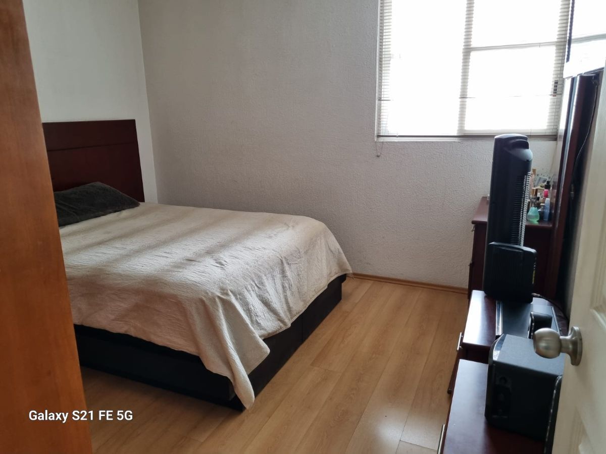 17 de 22: RECÁMARA PRINCIPAL