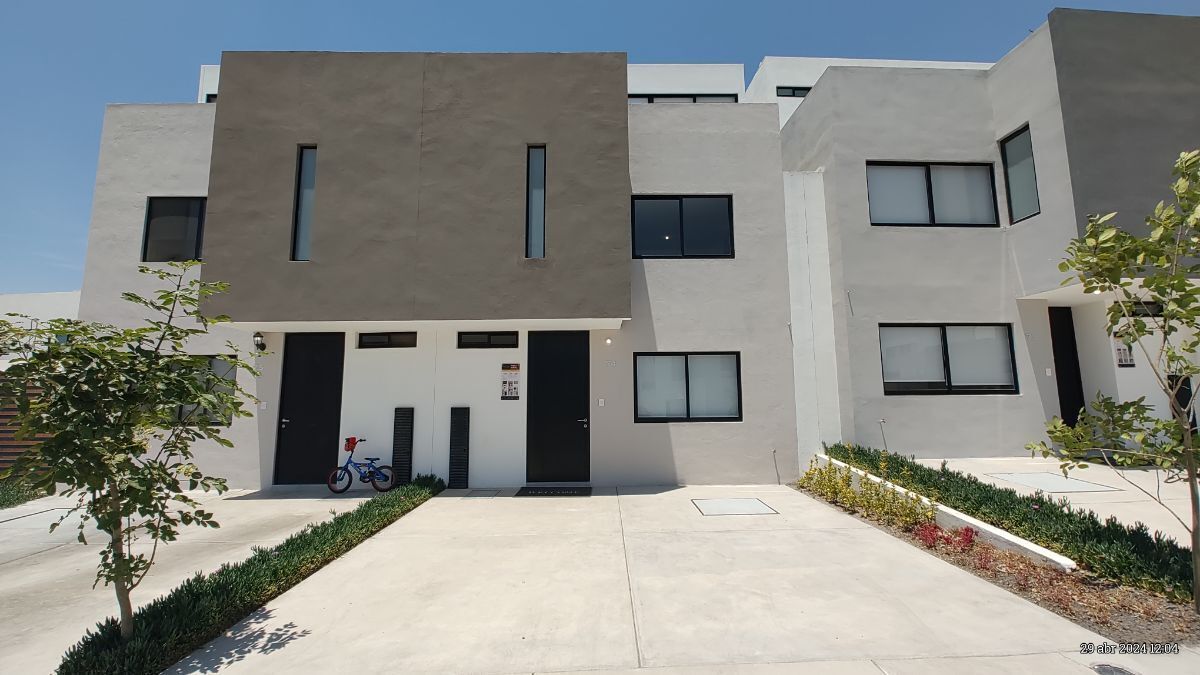 1 de 31: Fachada