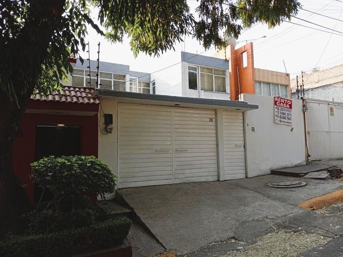1 de 18: FACHADA