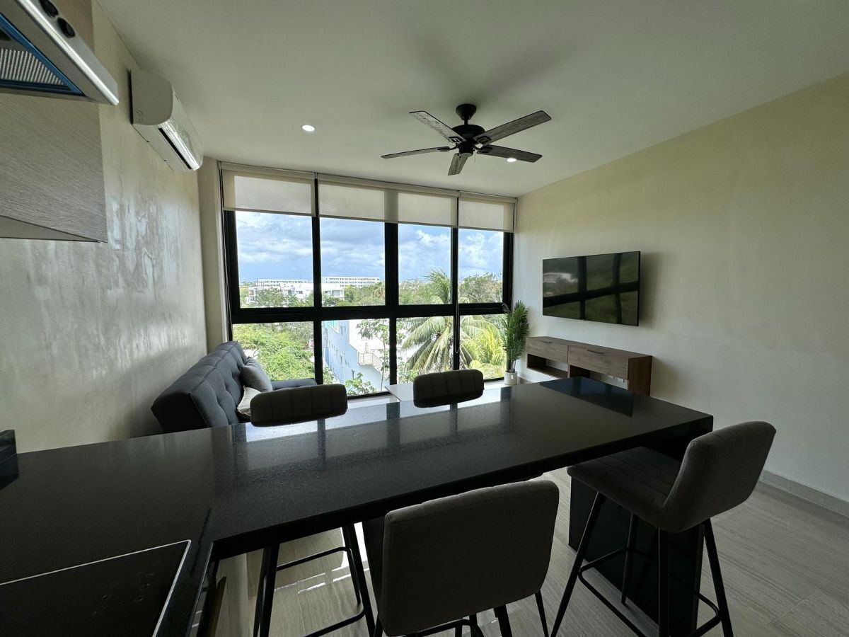 3 de 12: Comedor