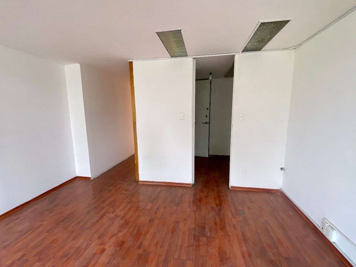 Vista a acceso1 y pasillo