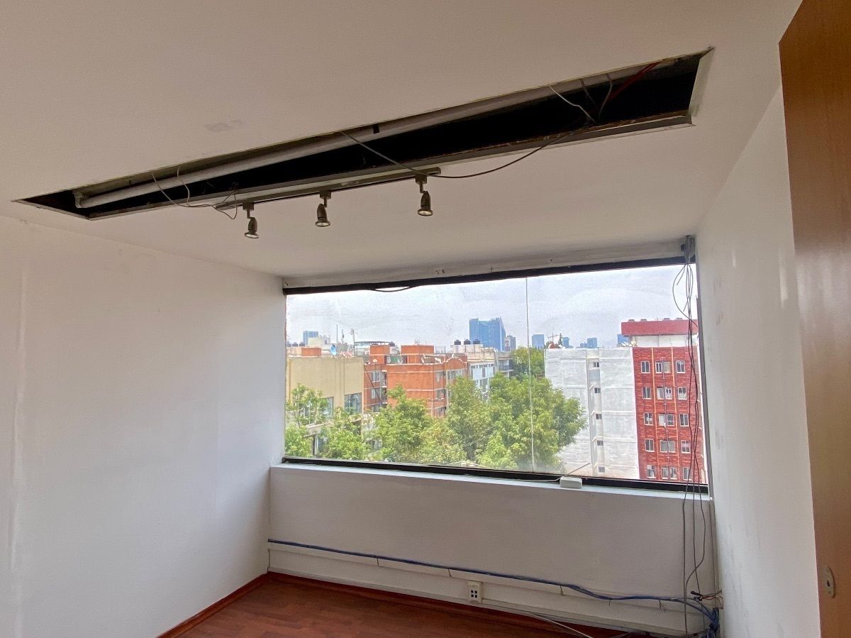 Tercer espacio con baño privado