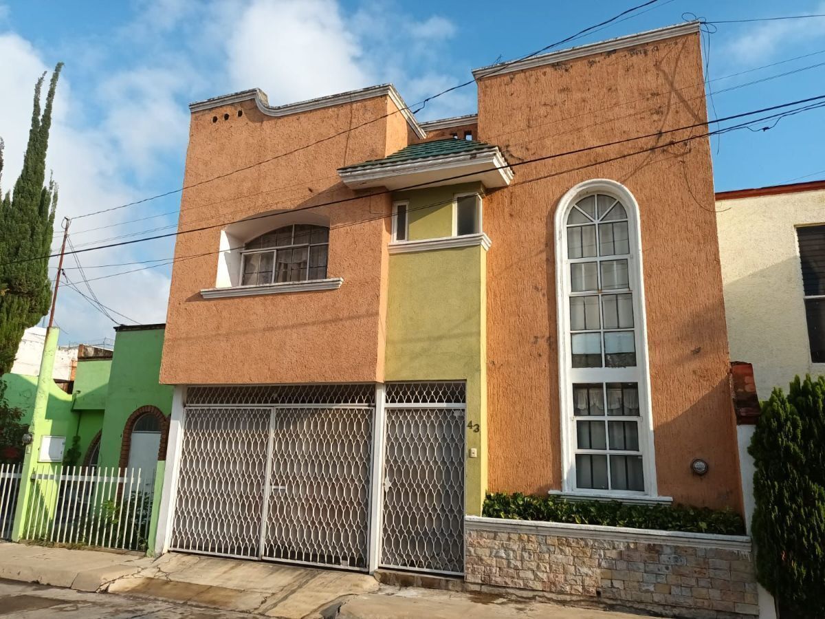 https://assets.easybroker.com/property_images/4466310/74733218/EB-QD6310.jpeg?version=1715020077