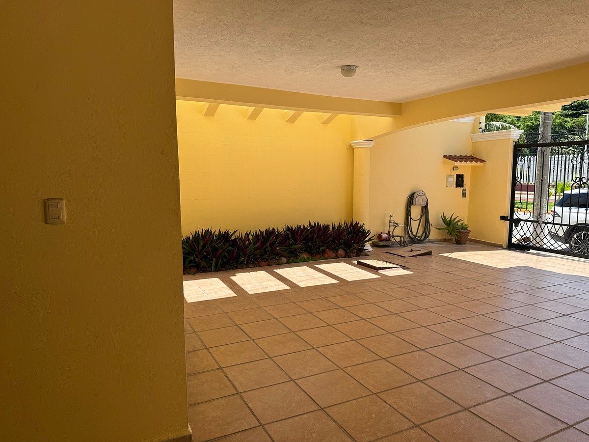 House in Santa Rita, Carmen, photo 3 of 26