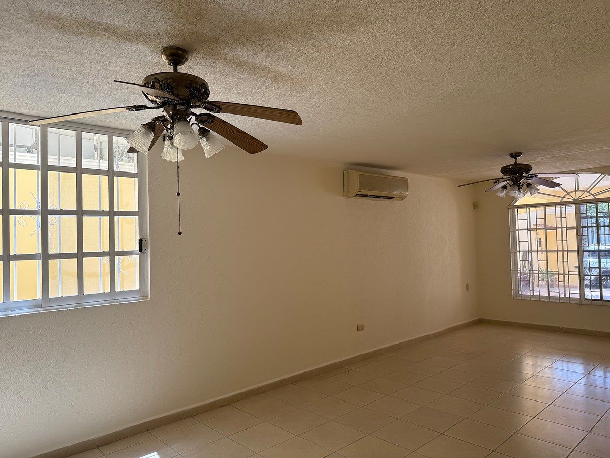 House in Santa Rita, Carmen, photo 4 of 26