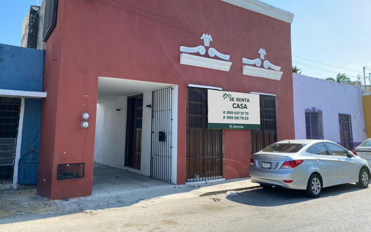 1 of 11: Fachada