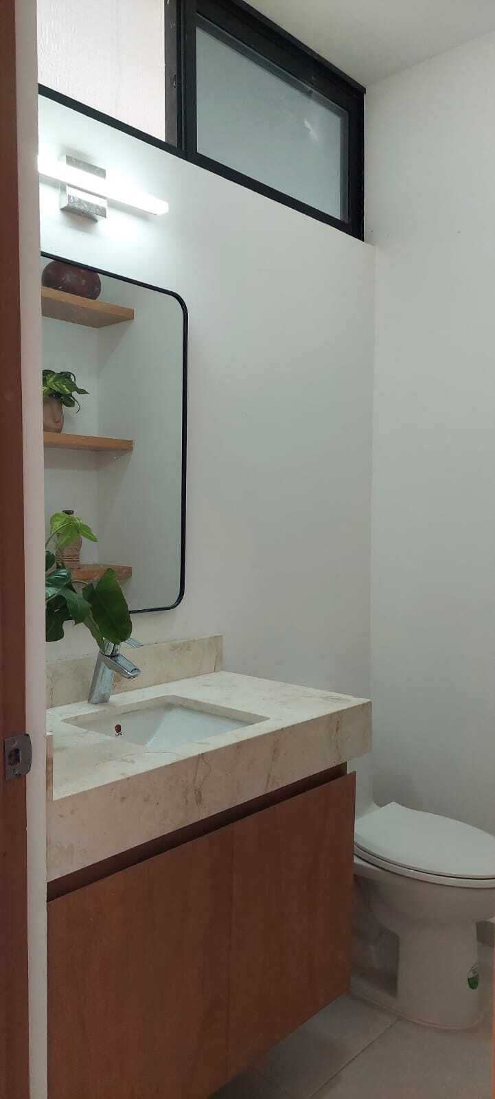 4 de 26: Baño de visitas