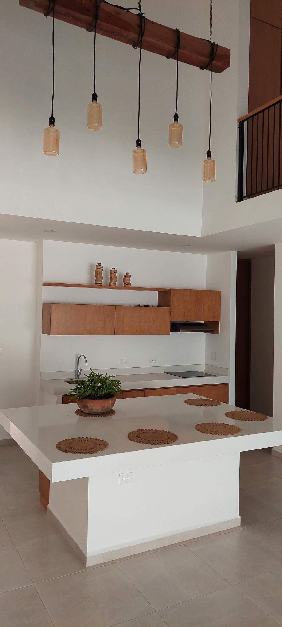 3 de 26: Cocina con meseta