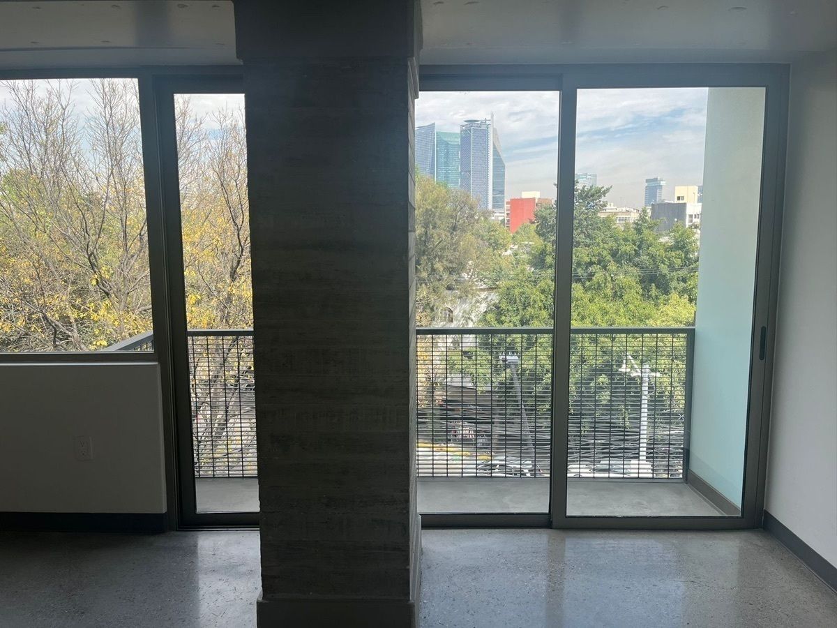 105, Calle Atlixco, Hipódromo Condesa, 06170 con 3 Recámaras, 3 Baños, 220 Metros Cuadrados y 1 Puestos de Estacionamiento
