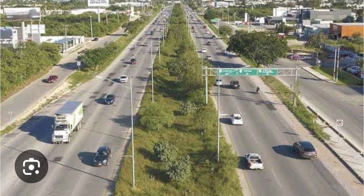 Terreno en Venta en Santa Rita Cholul Merida Yucatán con Servicios