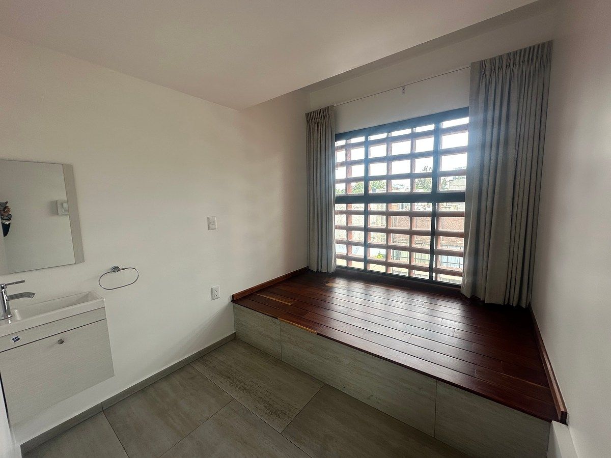 Cuarto del quinto piso, incluido con el Departamento, foto 21 de 21