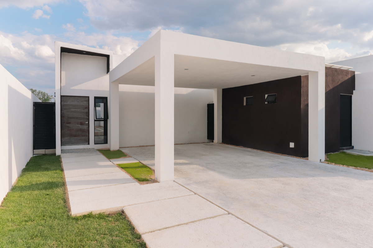 1 de 9: Fachada Frontal