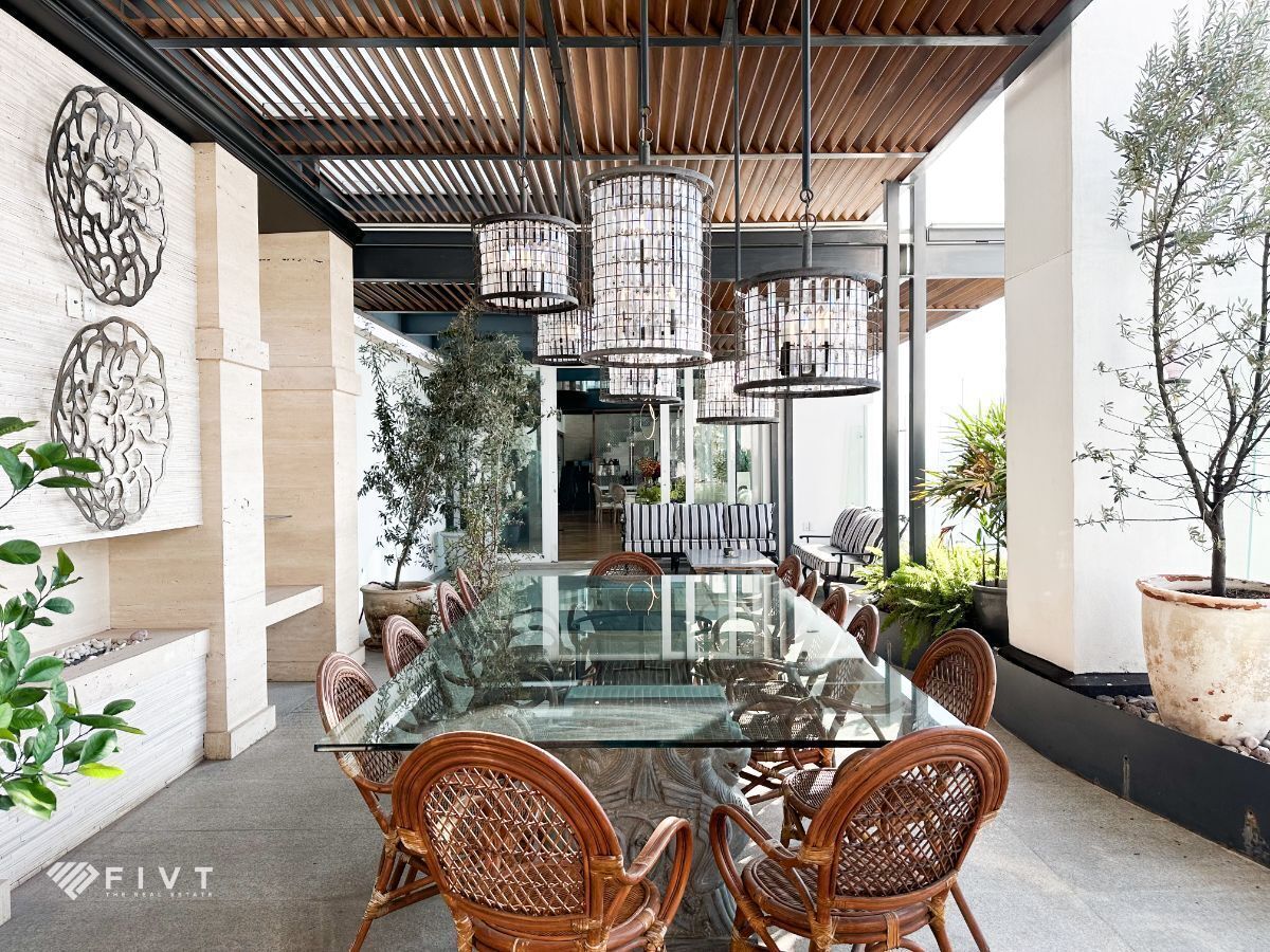 3 of 28: Terraza de 100m2