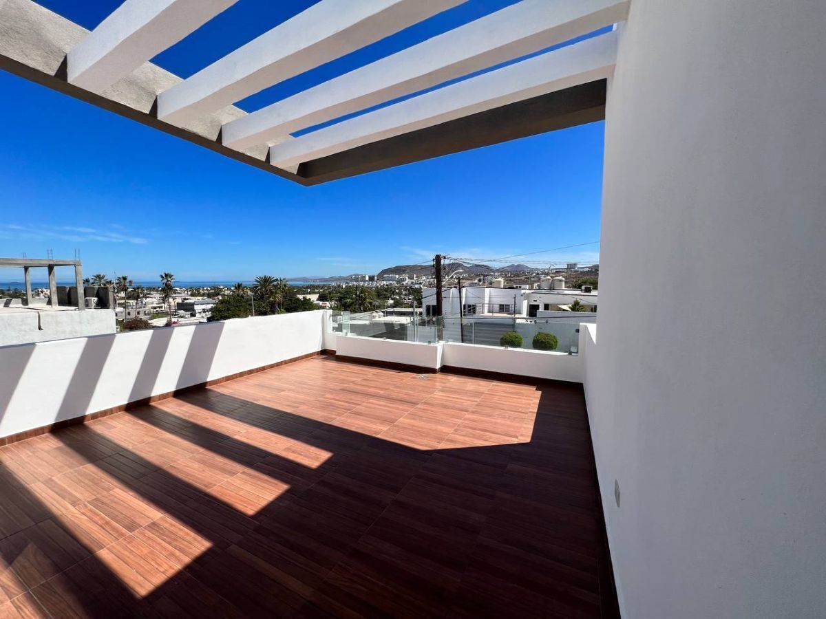22 de 34: Terraza