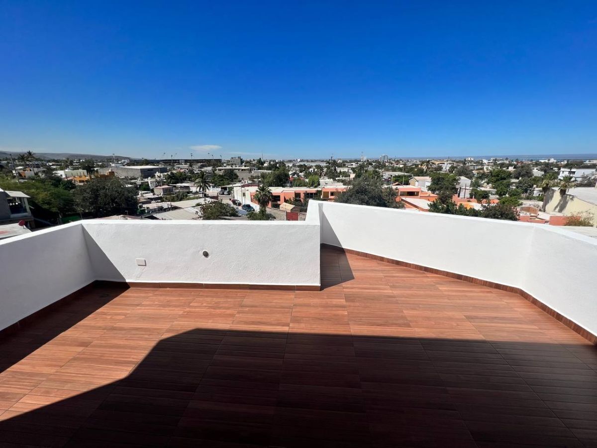 23 de 34: Terraza