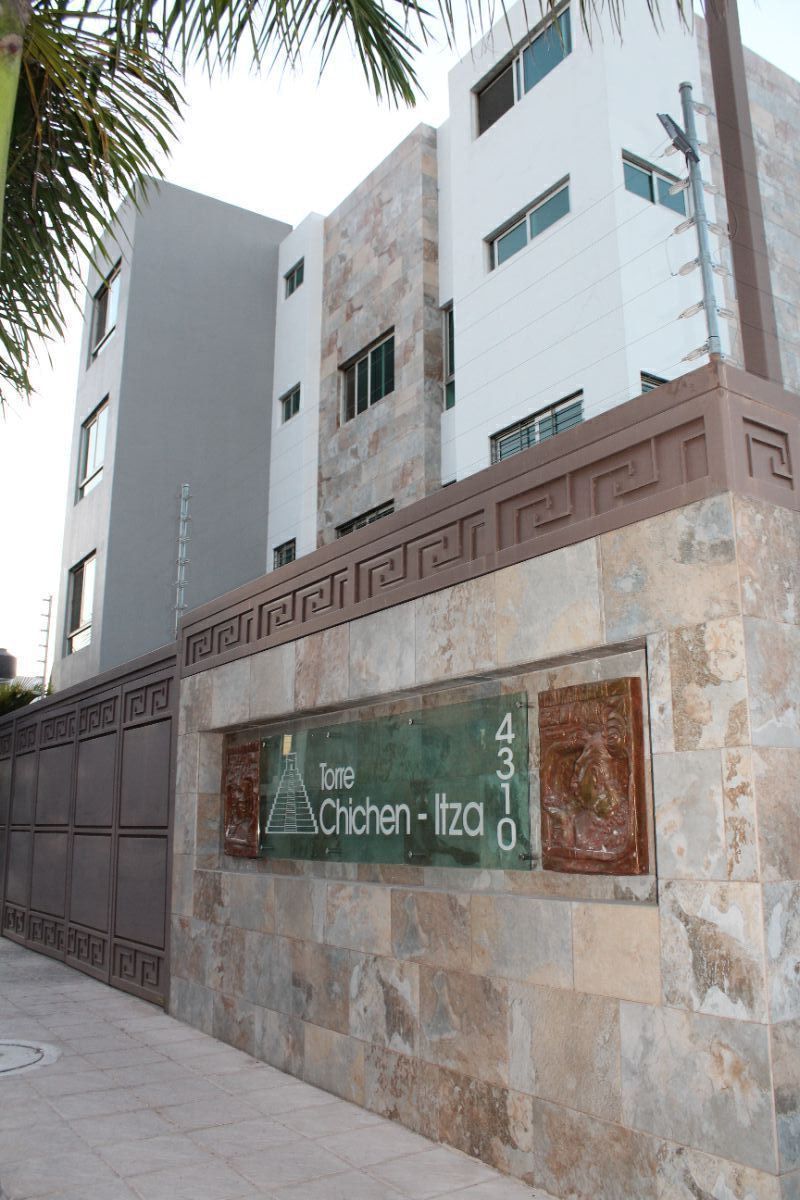 venta de departamento en Jardines del sol con elevador y porton electrico