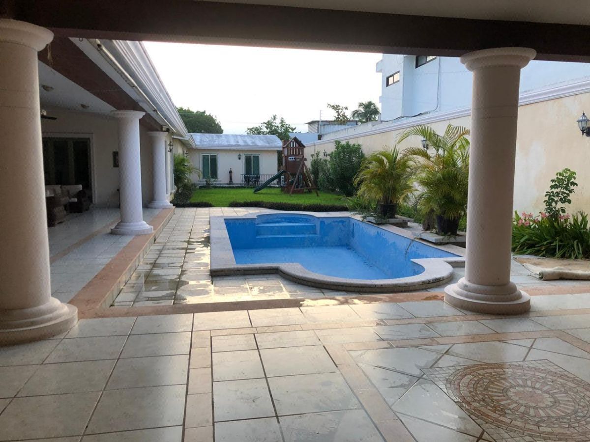 Hermosa y elegante casa estilo colonial