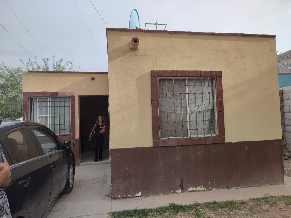 1 de 16: FACHADA