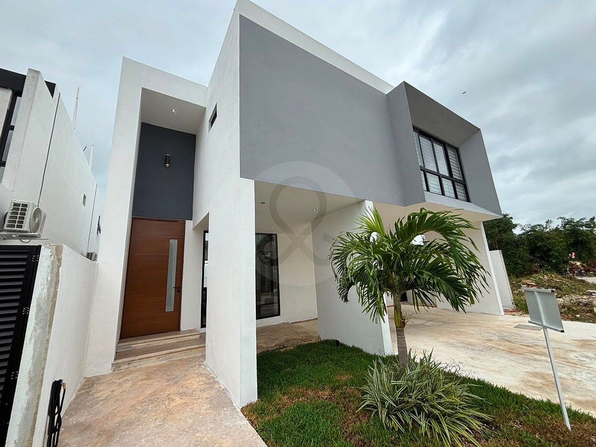 Residencia premium ubicado en privada con  casa club ! Conkal Yucatán!, foto 1 de 47