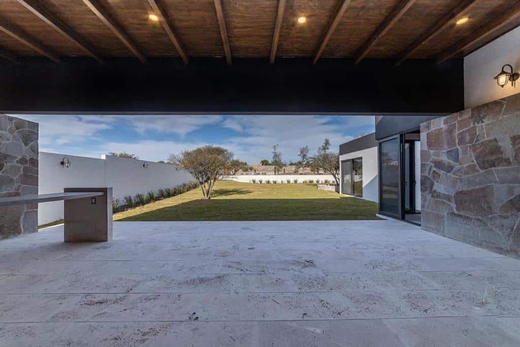 4 de 18