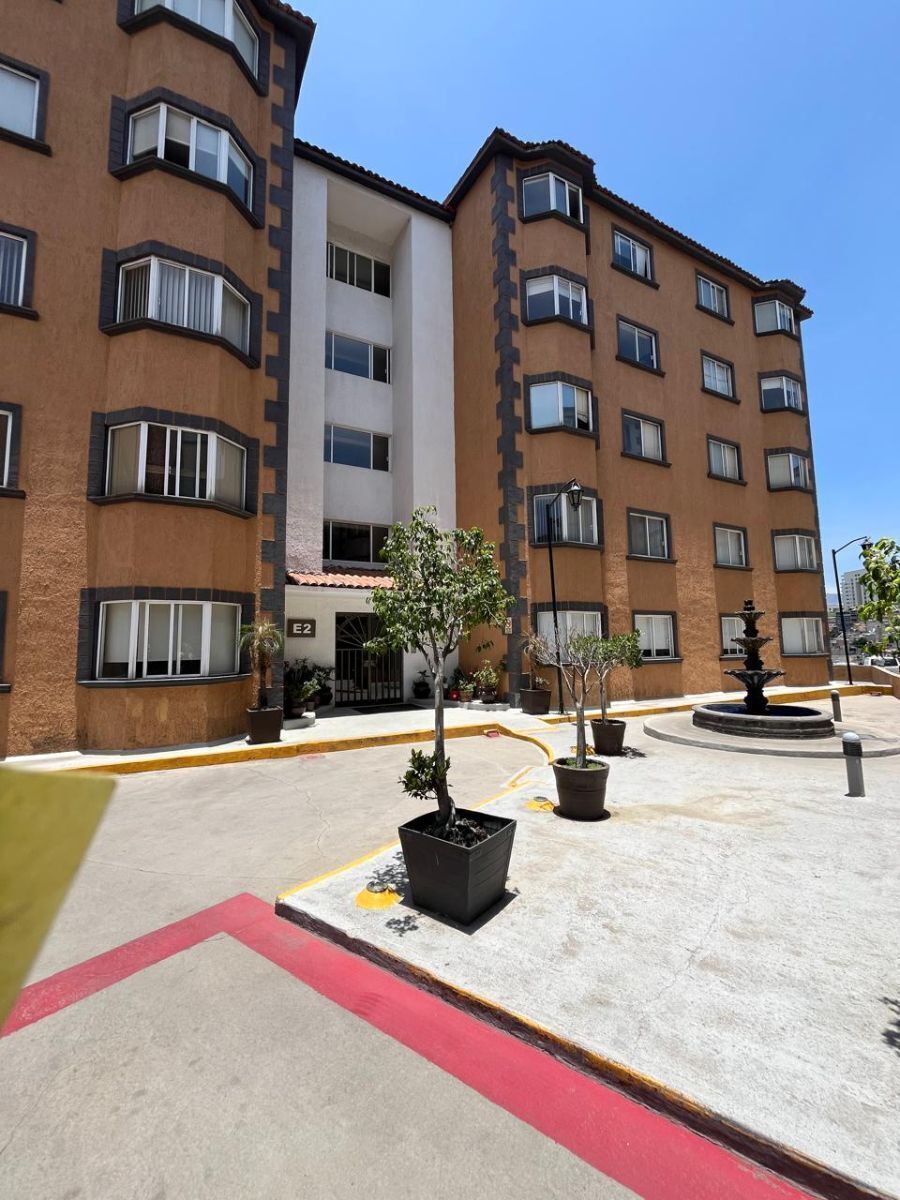 21 of 21: FACHADA PRINCIPAL