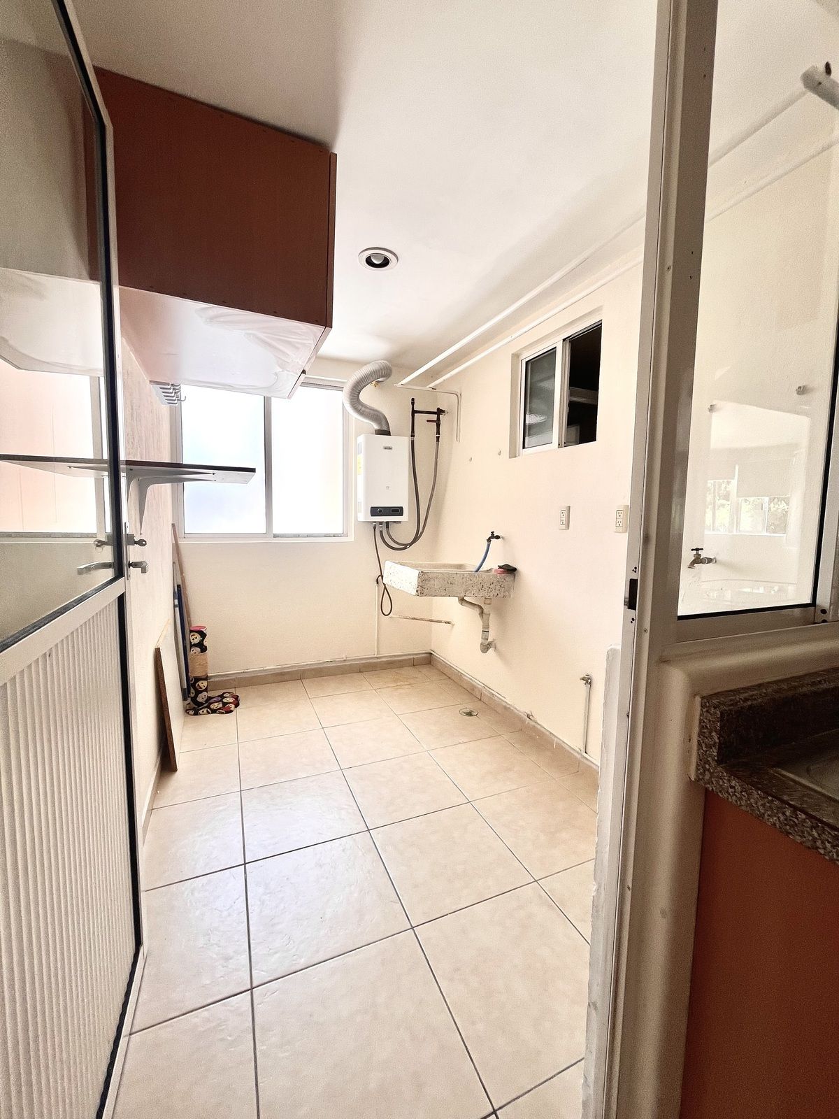 18 of 21: AREA DE LAVADO